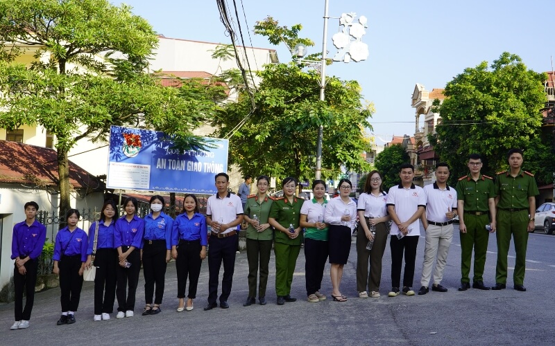 tiep-suc-mua-thi-ha-nam